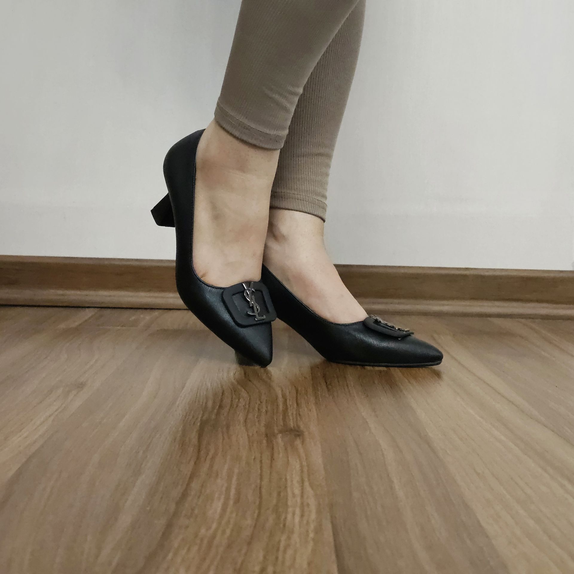 کفش پاشنه  7 سانت یراق YSL ،کد کارنیک - تولید تبریز